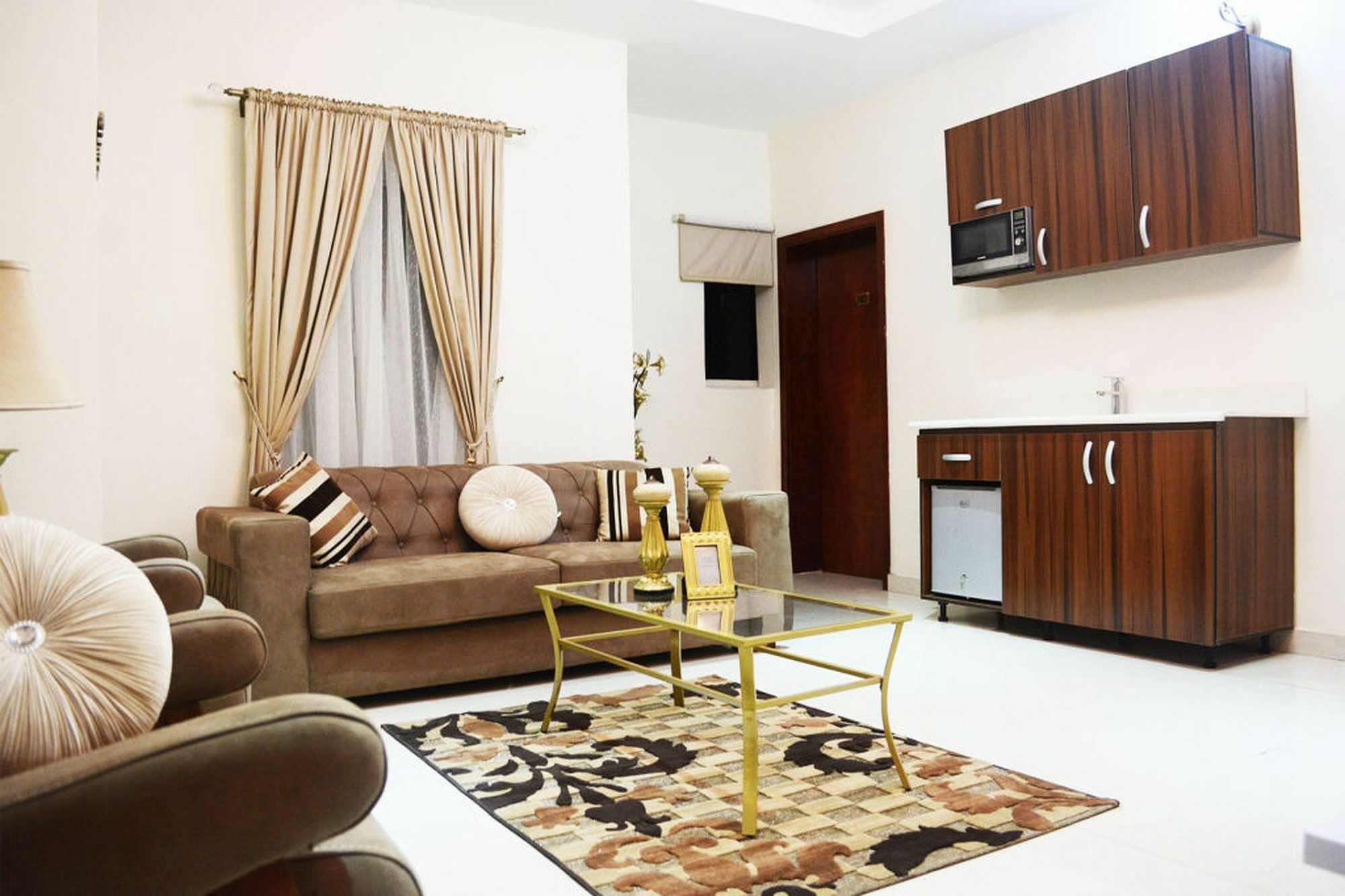 Rightgate Hotel Лагос Екстериор снимка