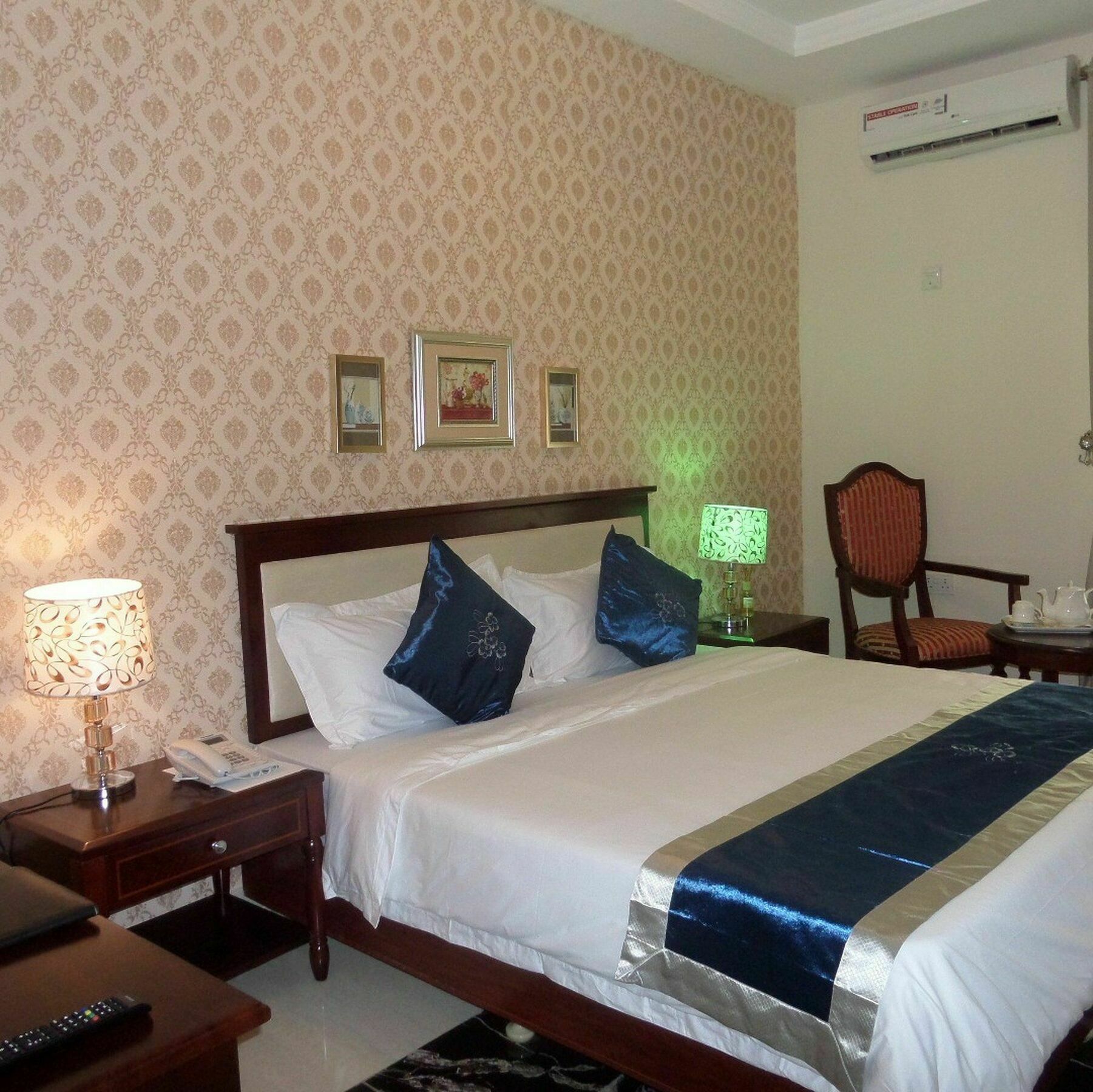 Rightgate Hotel Лагос Екстериор снимка